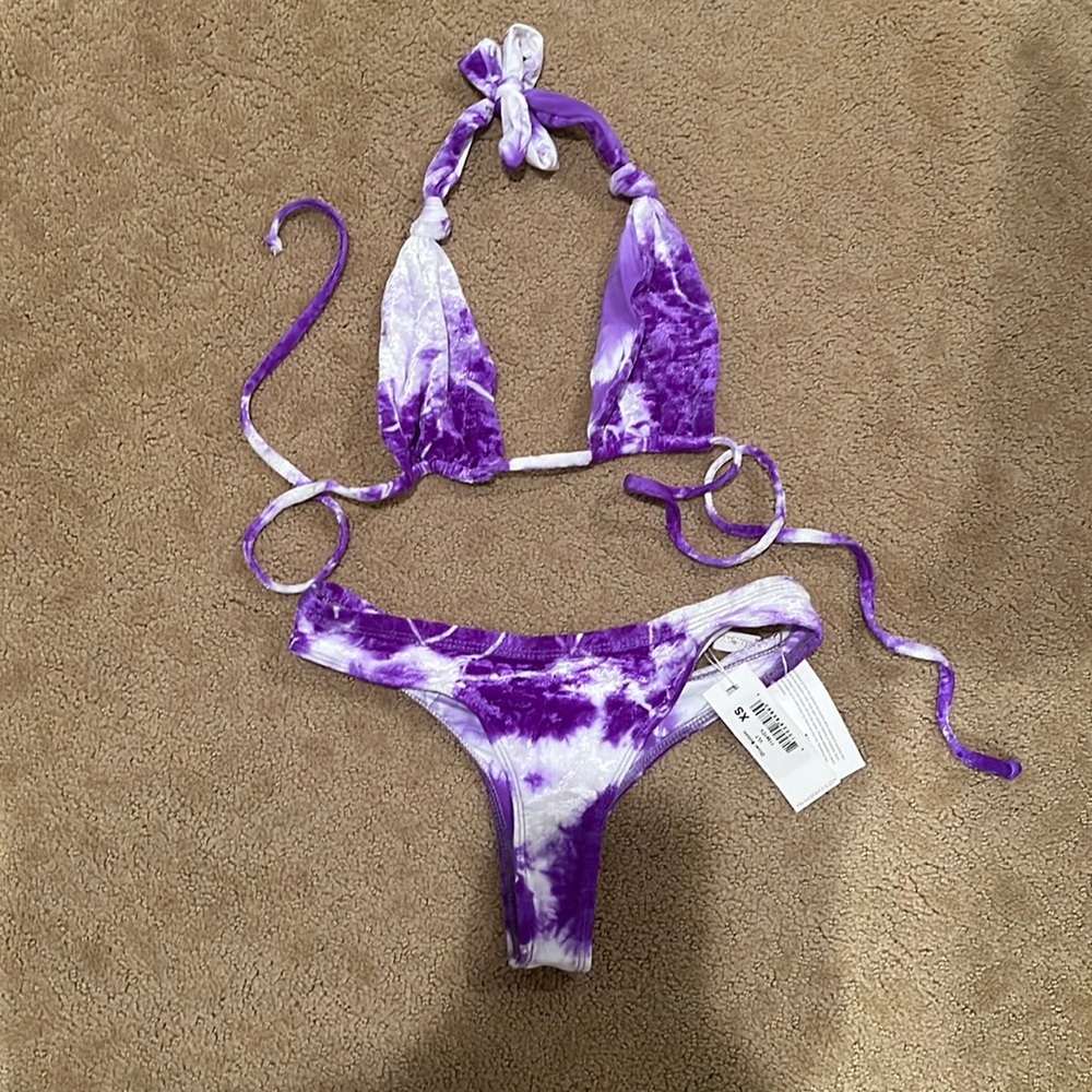 Frankie’s bikinis brand new suit!